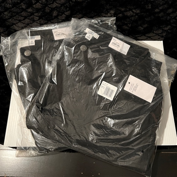 Jean Bermuda Shorts NWT Sizes 18-20 are Left - Picture 3 of 3